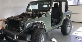 JEEP - matt zöld