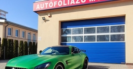 MERCEDES AMG GT-R