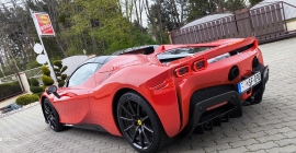 FERRARI SF90 (43).jpg