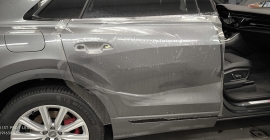 AUDI Q8 (12).jpg