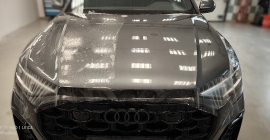 AUDI Q8 (1).jpg