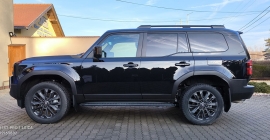 LAND CRUISER (30).jpg