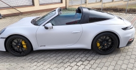 PORSCHE 911 TARGA 4 GTS